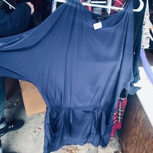 Navy BCBG dress with pockets!